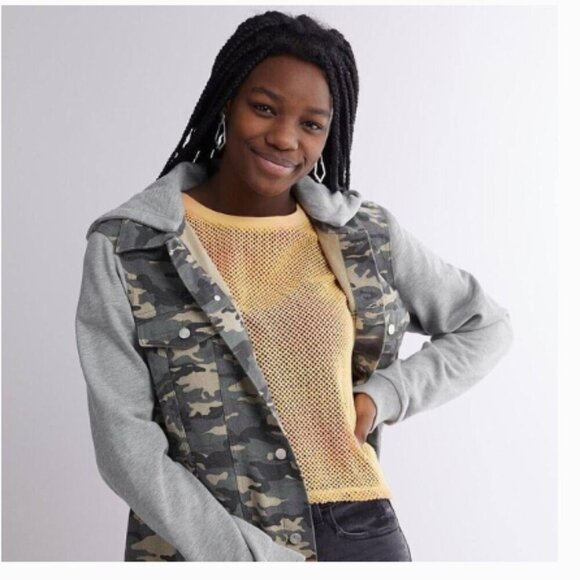 Gilded Intent by Buckle Distressed Camo Hoodie Jacket size medium - Picture 1 of 7
